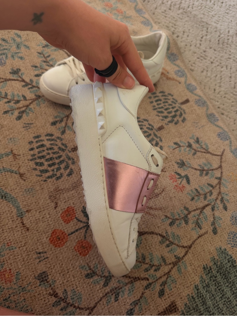 Valentino Garavani White Leather Sneakers with Pink Metallic Panel - Picture 6 of 16